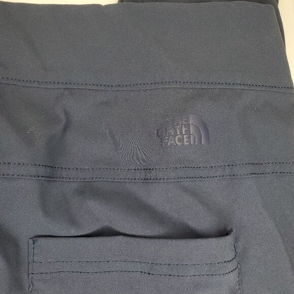 The North Face Slim Leg Navy Pant Size XL - Picture 4 of 11